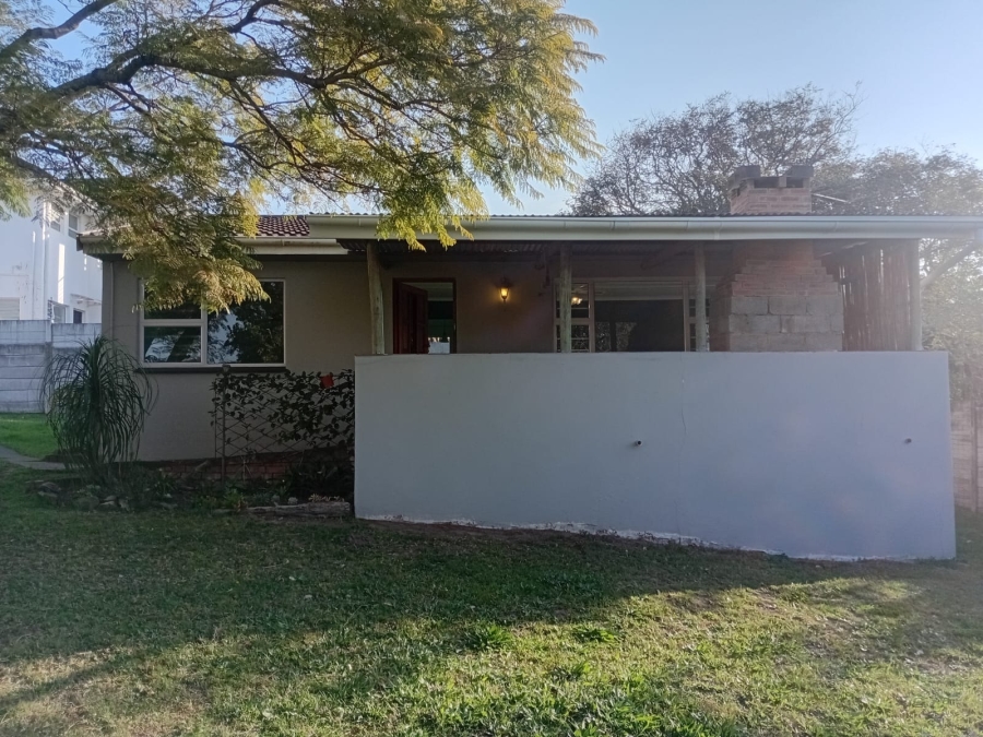 To Let 1 Bedroom Property for Rent in Beacon Bay Eastern Cape